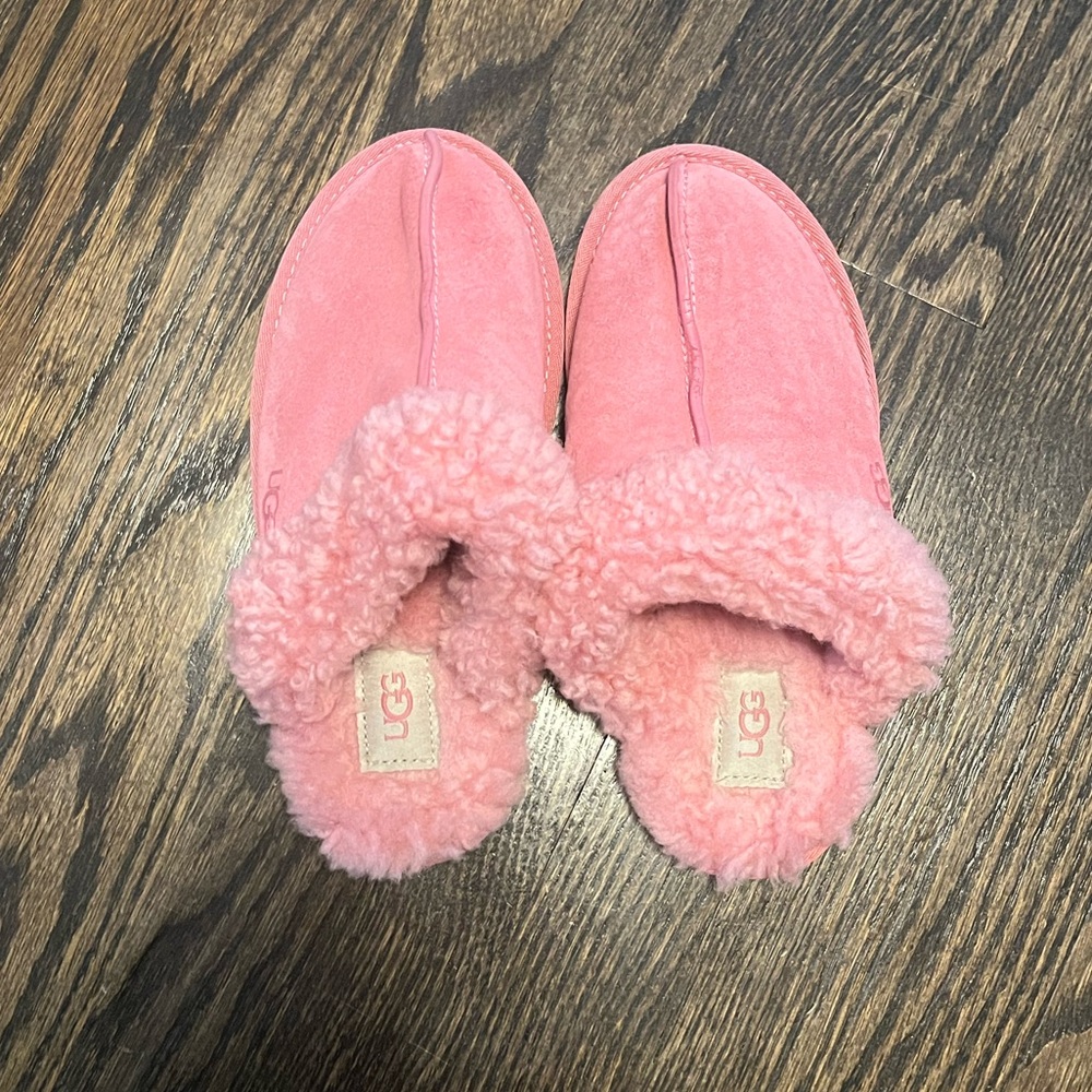 Pink Ugg Slippers Slip Ons Size 5
